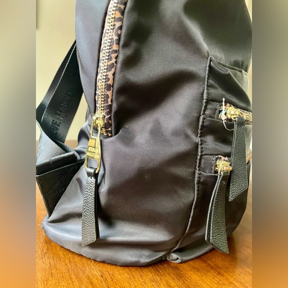 Steve Madden Animal Print Book bag Backpack - Picture 5 of 8